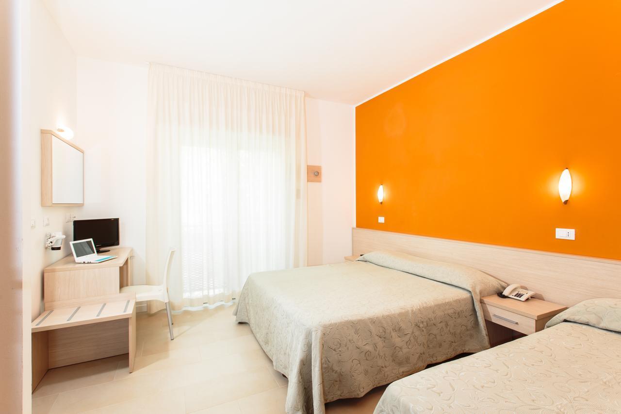 Hotel Villa Ombrosa Milano Marittima Dış mekan fotoğraf